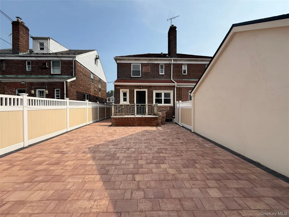 141-09 72nd Avenue Flushing, NY 11367