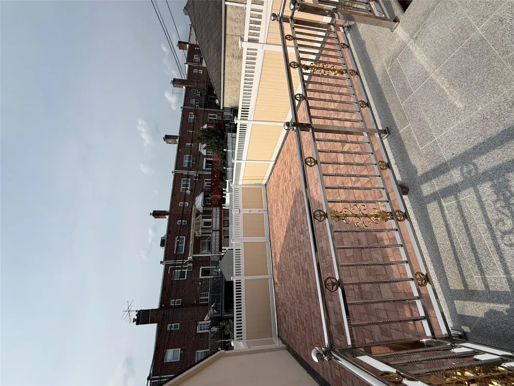 141-09 72nd Avenue Flushing, NY 11367