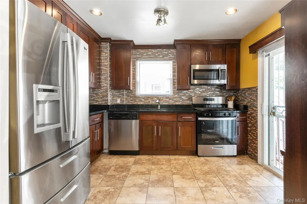 89-72 216th Street Queens Village, NY 11427