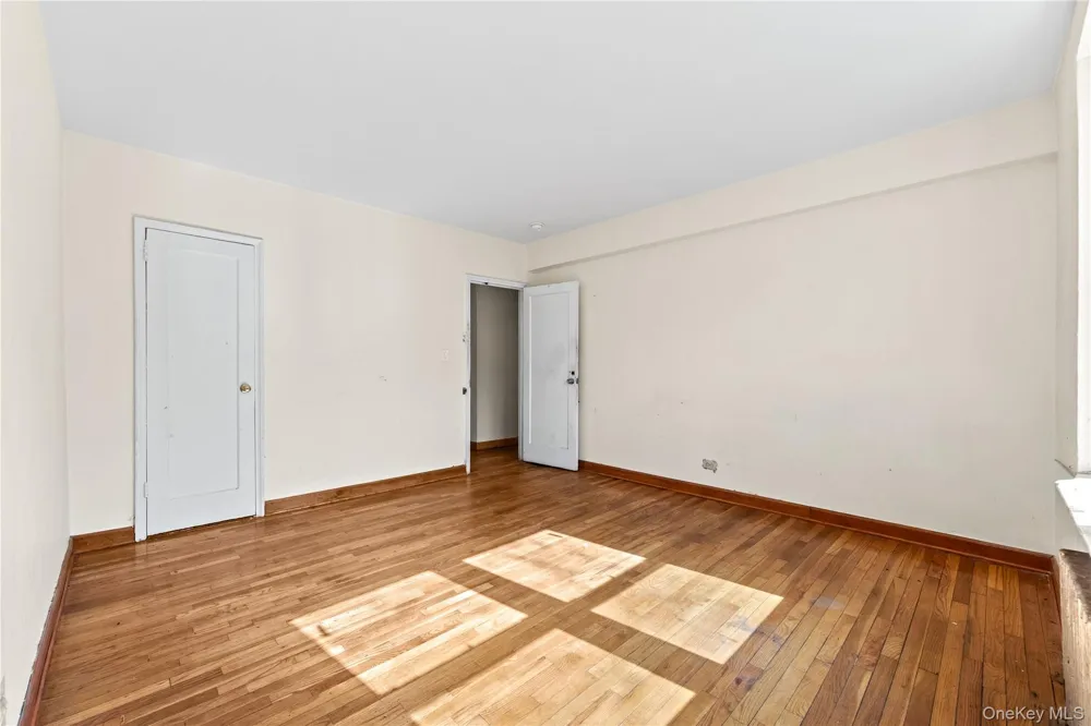141-21 78th Road #1B Kew Garden Hills, NY 11367