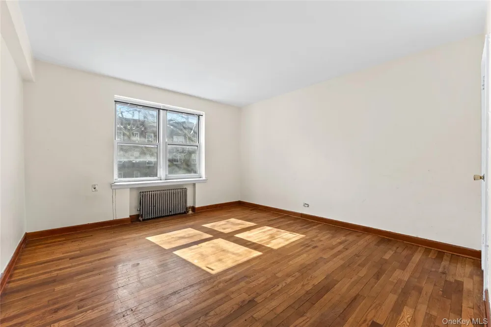 141-21 78th Road #1B Kew Garden Hills, NY 11367
