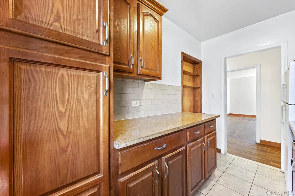141-21 78th Road #1B Kew Garden Hills, NY 11367