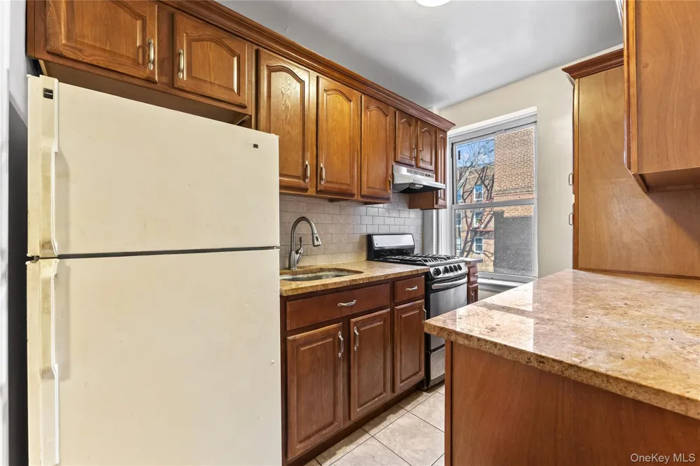 141-21 78th Road #1B Kew Garden Hills, NY 11367