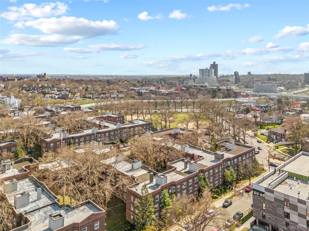 141-21 78th Road #1B Kew Garden Hills, NY 11367