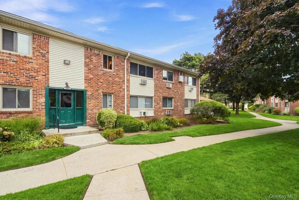 2397 Union Boulevard #7A Islip, NY 11751