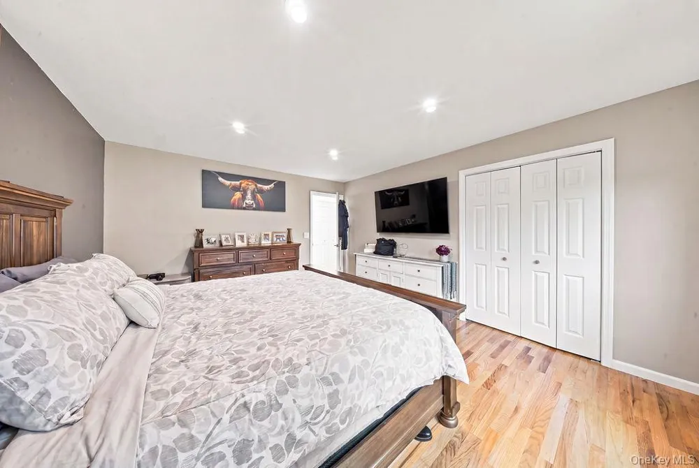 2397 Union Boulevard #7A Islip, NY 11751