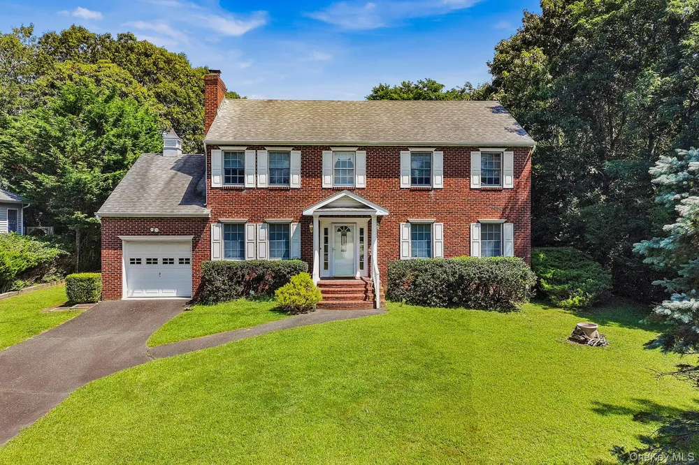 515 The Greenway East Marion, NY 11939