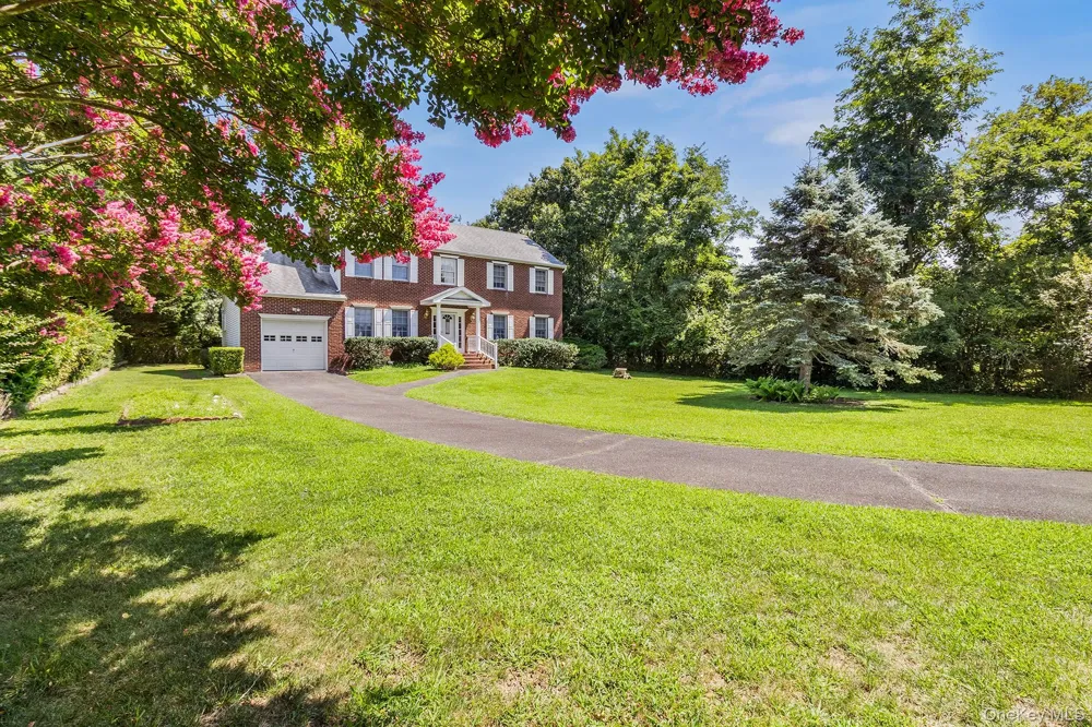 515 The Greenway East Marion, NY 11939