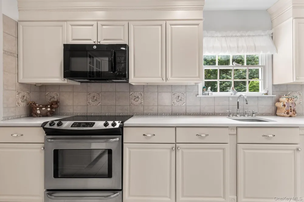 515 The Greenway East Marion, NY 11939