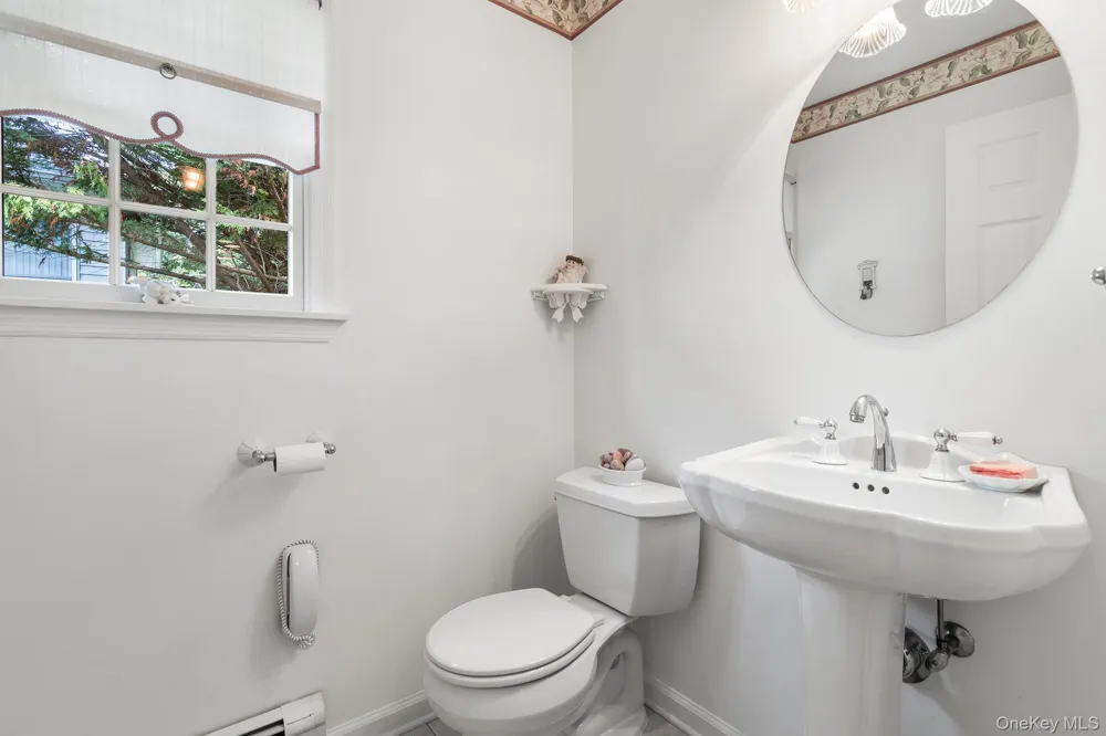515 The Greenway East Marion, NY 11939