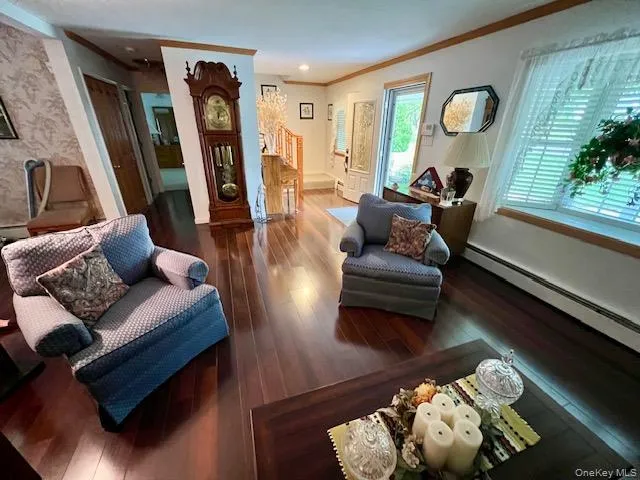 7 Cedar Avenue Coram, NY 11727