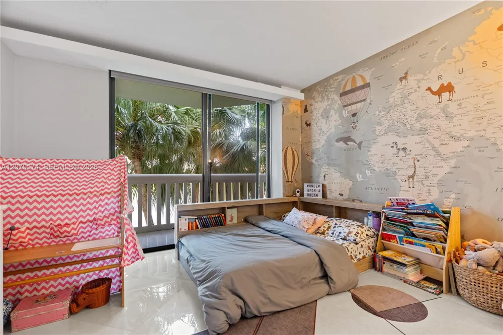 1000 W Island Blvd #202 Aventura, FL 33160