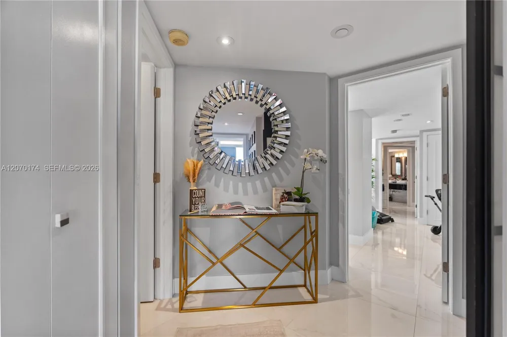 1000 W Island Blvd #202 Aventura, FL 33160