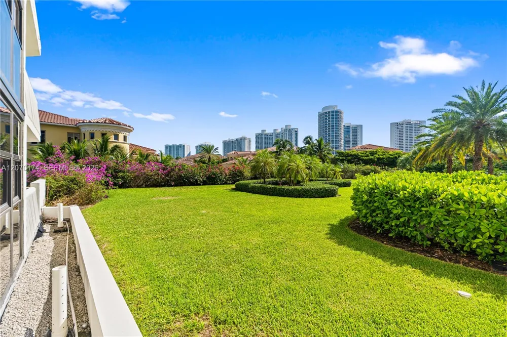 1000 W Island Blvd #202 Aventura, FL 33160