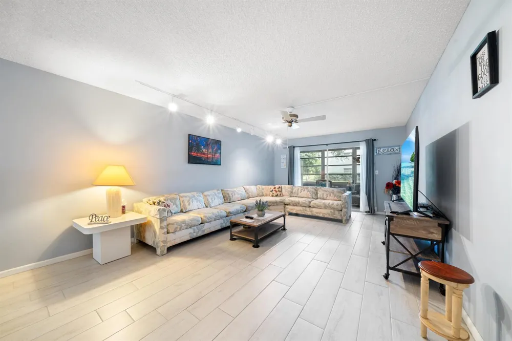 2504 ANTIGUA TERRACE #O1 Coconut Creek, FL 33066
