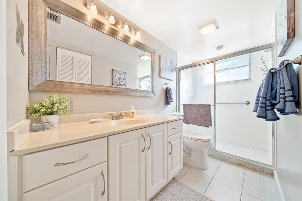2504 ANTIGUA TERRACE #O1 Coconut Creek, FL 33066