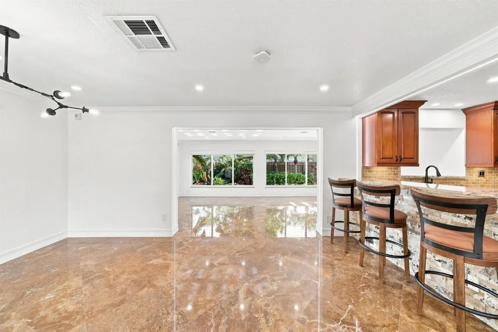 2010 NE 31ST STREET Lighthouse Point, FL 33064
