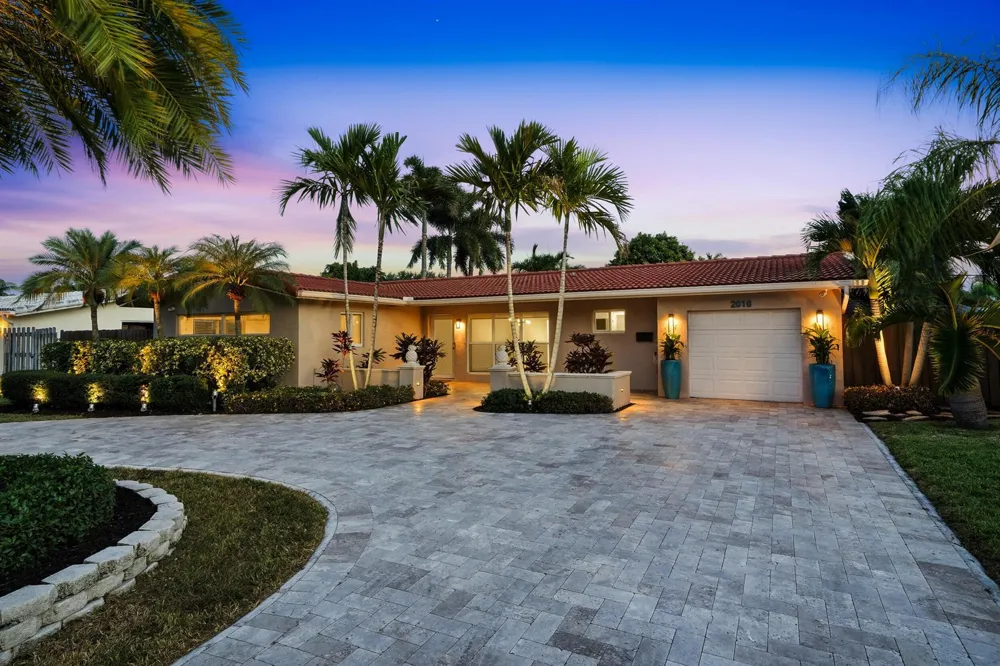 2010 NE 31ST STREET Lighthouse Point, FL 33064