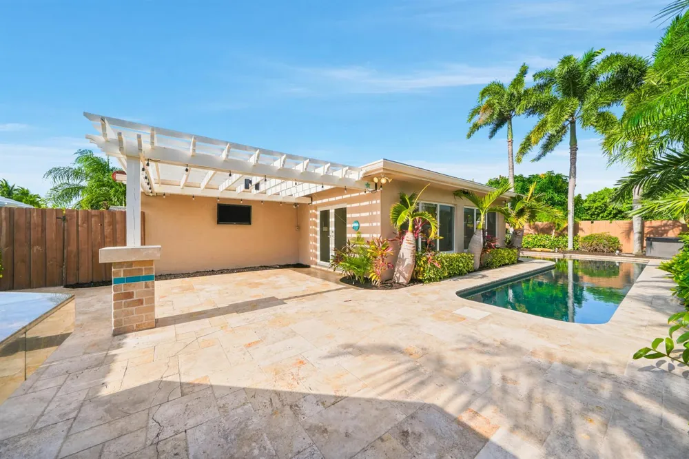 2010 NE 31ST STREET Lighthouse Point, FL 33064