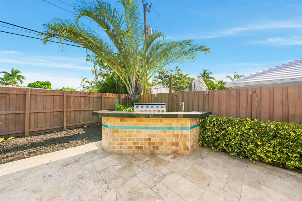 2010 NE 31ST STREET Lighthouse Point, FL 33064