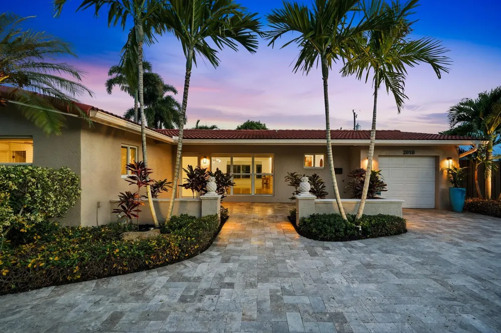 2010 NE 31ST STREET Lighthouse Point, FL 33064
