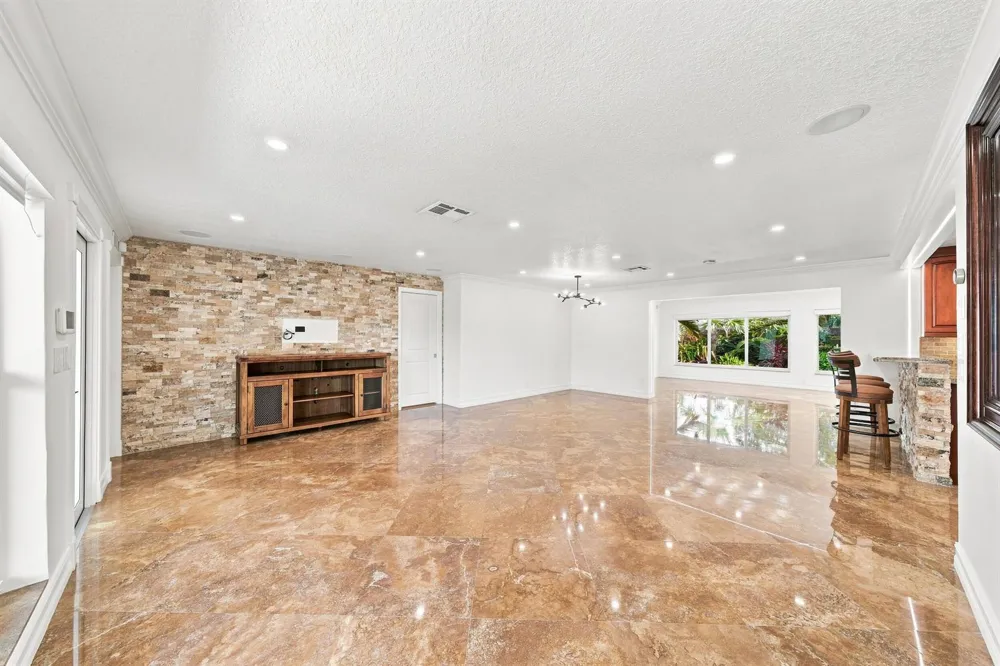 2010 NE 31ST STREET Lighthouse Point, FL 33064
