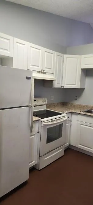 2431 NW 56th Avenue #204 Lauderhill, FL 33313