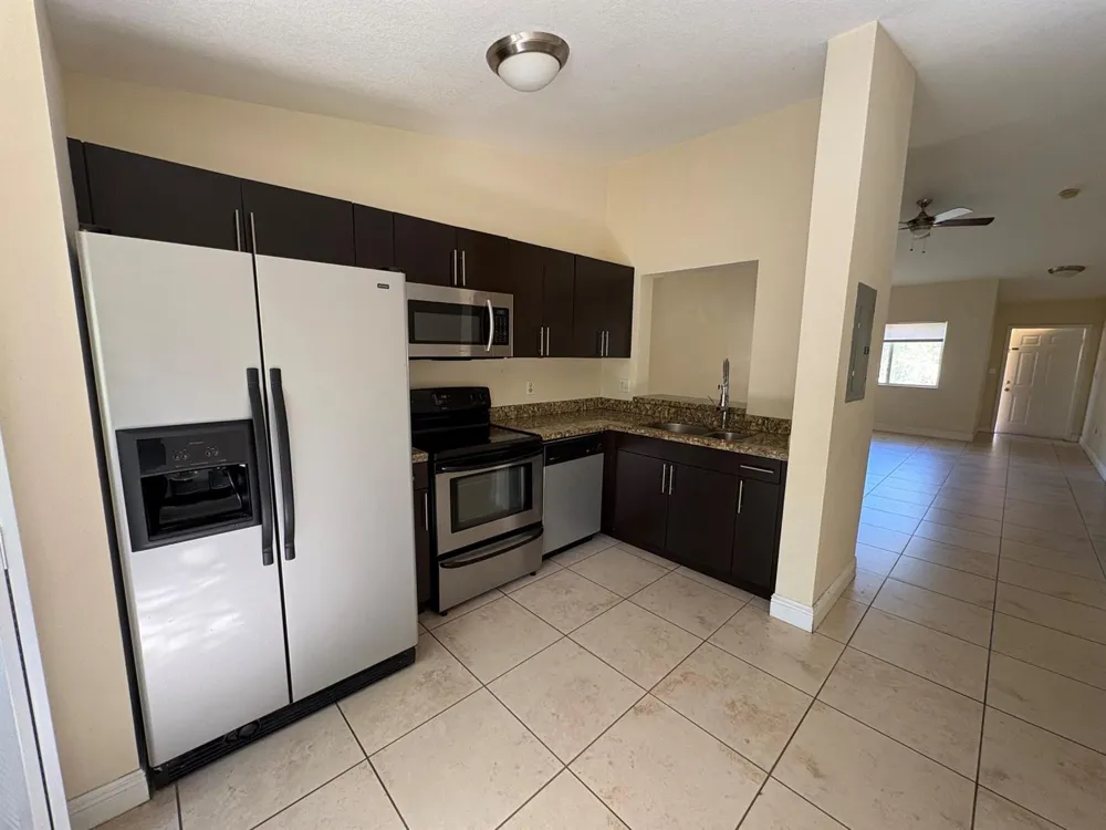 6235 SW 47TH Manor #202 Davie, FL 33314