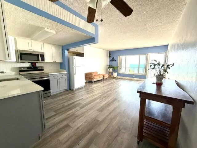 300 OREGON STREET #408 Hollywood, FL 33019