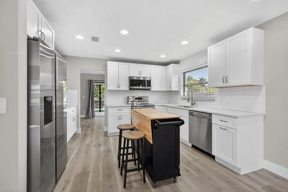 1202 Essex Drive Wellington, FL 33414