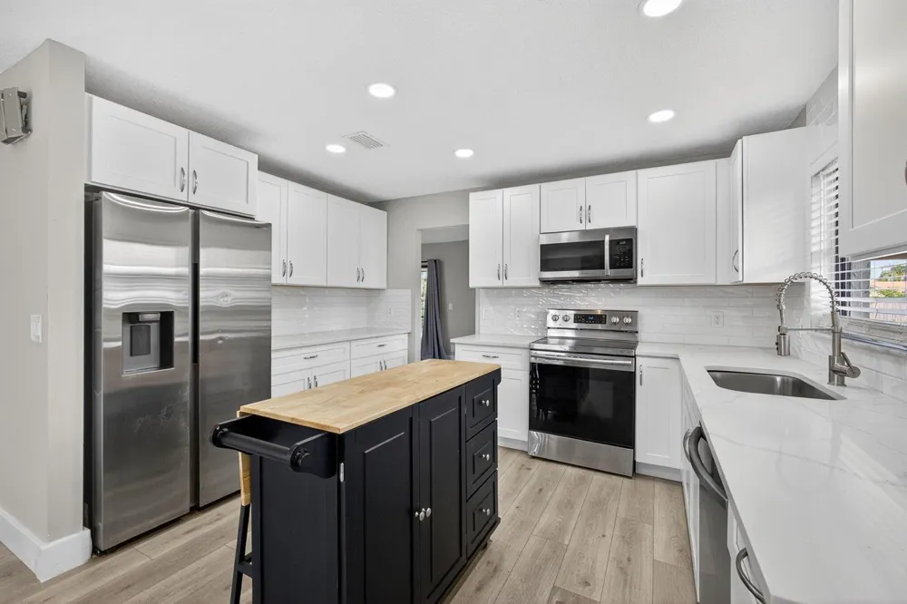 1202 Essex Drive Wellington, FL 33414
