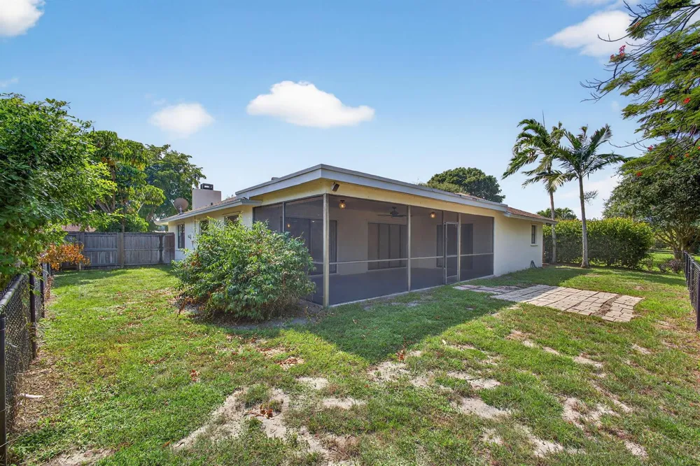 1202 Essex Drive Wellington, FL 33414