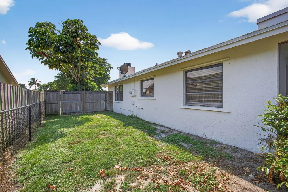 1202 Essex Drive Wellington, FL 33414