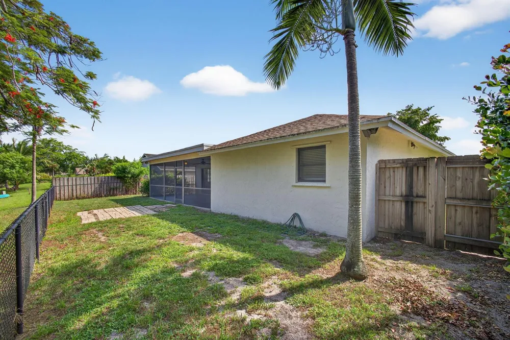 1202 Essex Drive Wellington, FL 33414