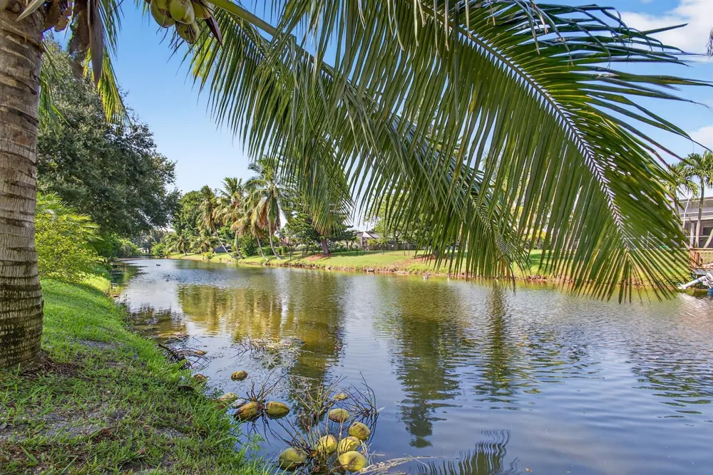 1202 Essex Drive Wellington, FL 33414