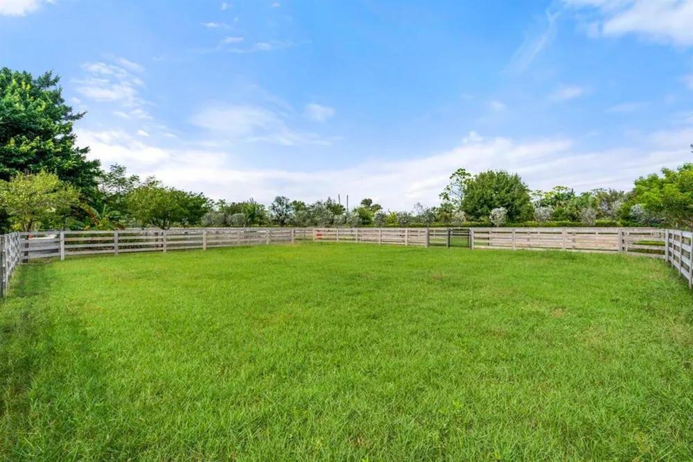 1754 B ROAD Loxahatchee, FL 33470