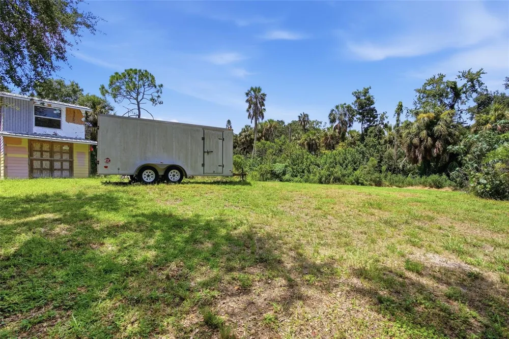 6750 E CREEK Tampa, FL 33615