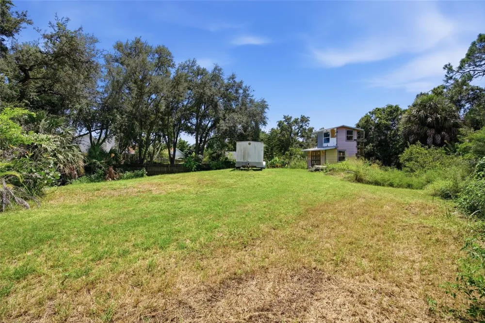 6750 E CREEK Tampa, FL 33615
