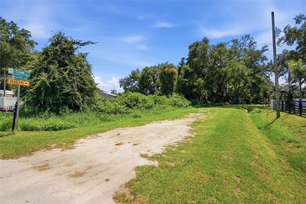 6750 E CREEK Tampa, FL 33615