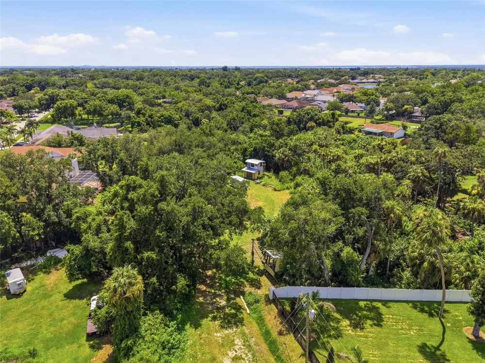 6750 E CREEK Tampa, FL 33615