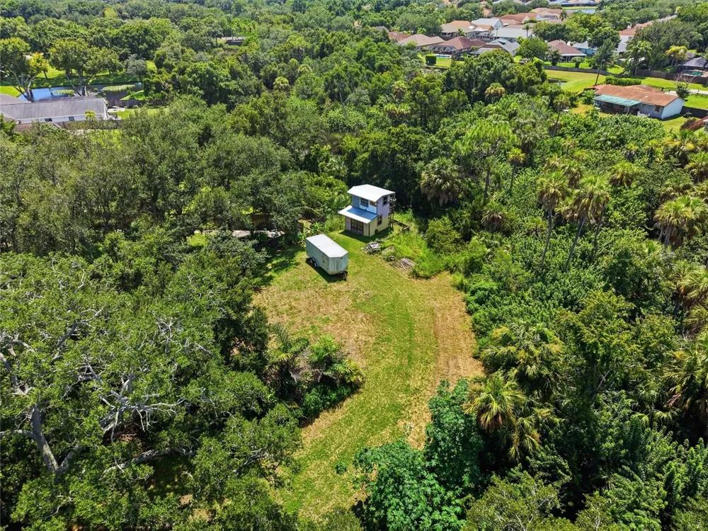6750 E CREEK Tampa, FL 33615