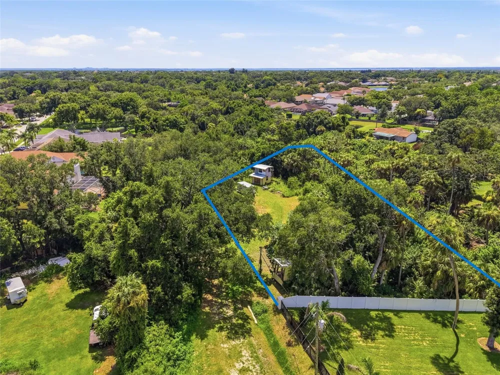 6750 E CREEK Tampa, FL 33615
