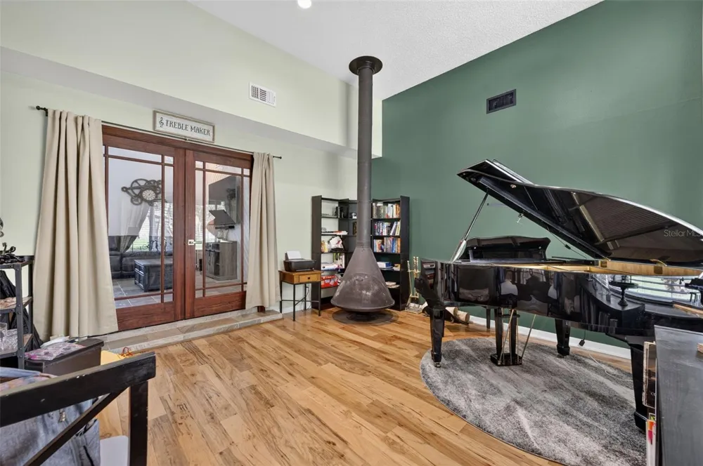 120 SLADE DRIVE Longwood, FL 32750