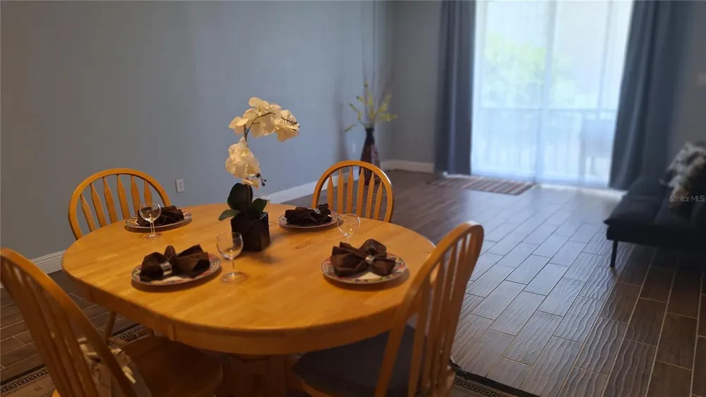 809 RUSSELL LANE #323 Brandon, FL 33510