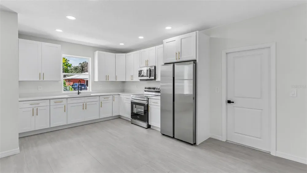 40 ASH STREET Haines City, FL 33844