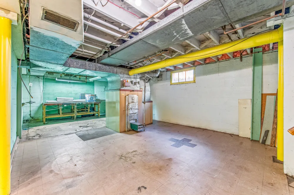 437 E Chapin Street Cadillac City, MI 49601