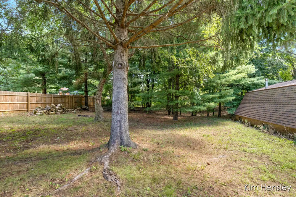 1085 4 Mile Road NE Plainfield Charter Township, MI 49525