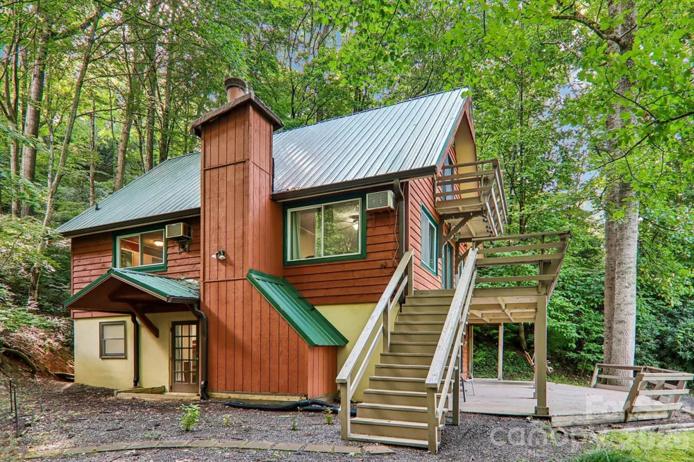 330 Riddle Cove Road Maggie Valley, NC 28751
