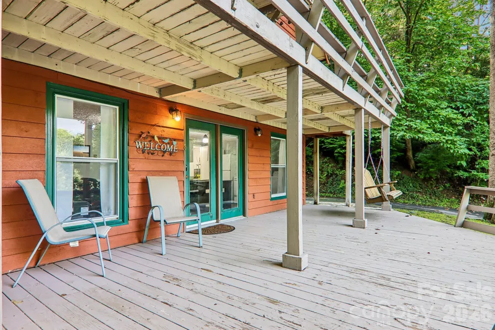 330 Riddle Cove Road Maggie Valley, NC 28751