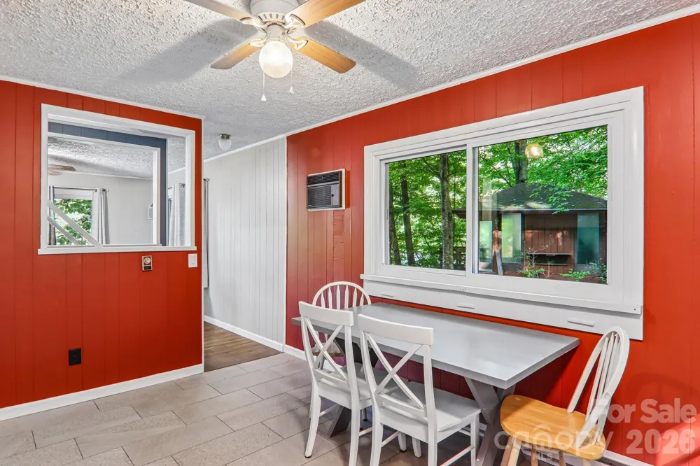 330 Riddle Cove Road Maggie Valley, NC 28751